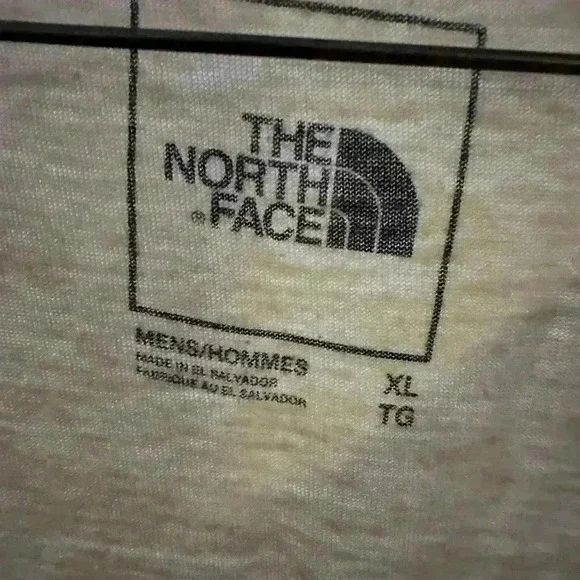 Northface cream XL tee shirt, great  condition - Picture 3 of 3